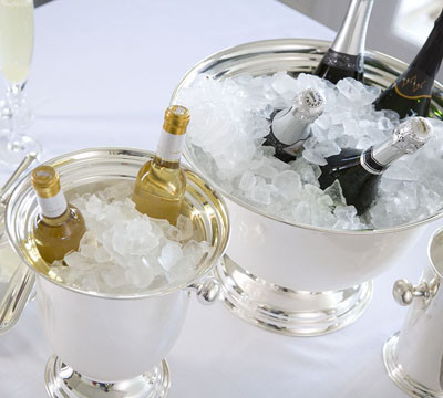 Uvas, cava y un reloj