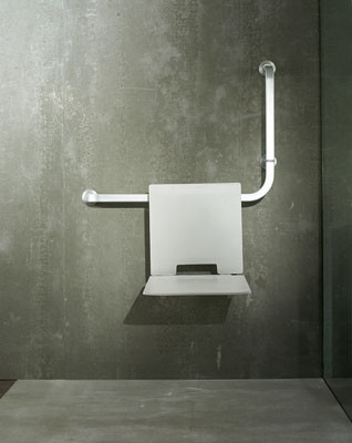 Solid, para un baño más seguro 7 Silla de pared