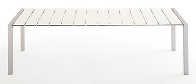 mesa exterior kristalia