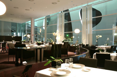 Restaurante Nuclo - Toyo Ito