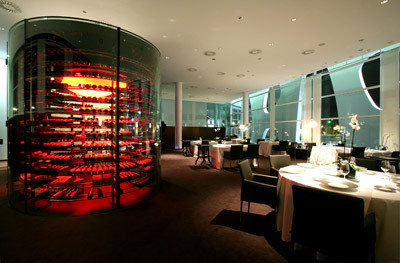 Restaurante Nuclo - Toyo Ito