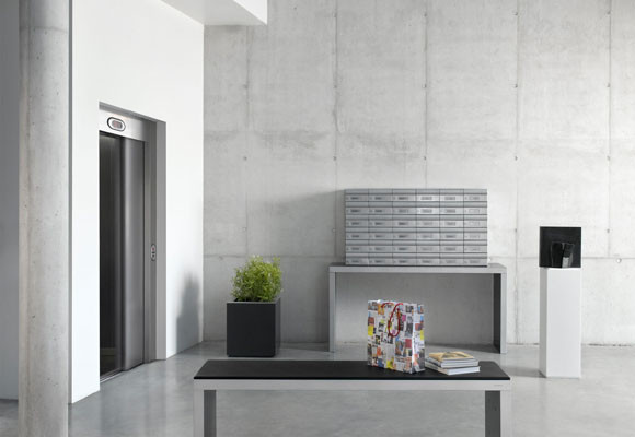 Arregui, muebles para portales y zonas comunes.