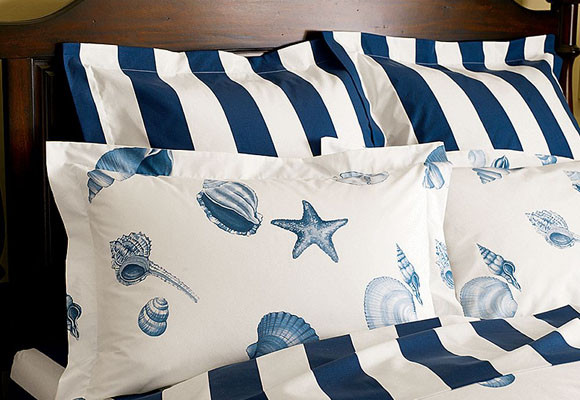 Un dormitorio con aires de mar.