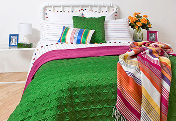 Colores alegres para vestir la cama 8 Colores primaverales para vestir la cama.