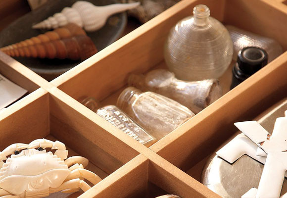 Una mesa para almacenar recuerdos 8 Una mesa para almacenar recuerdos