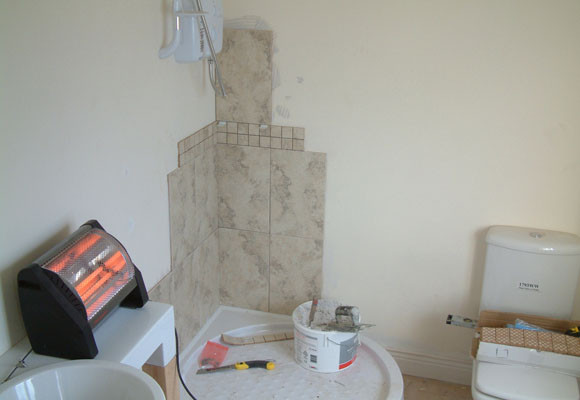 Alicatar paredes como un profesional