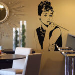 1253785853personajes 10