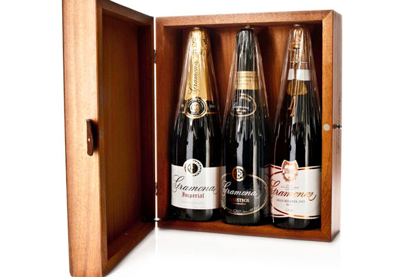 TRÍO DE ASES GRAMONA PARA EL BRINDIS