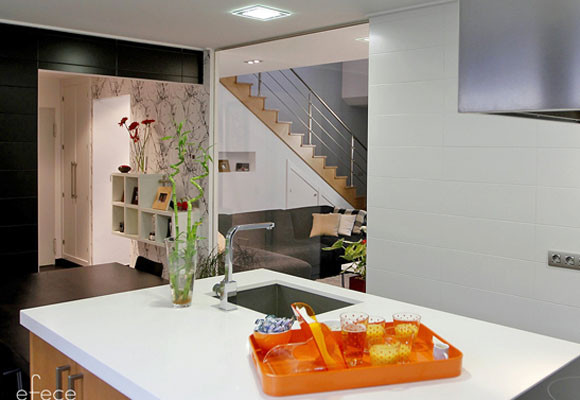 Vista a través de la cocina