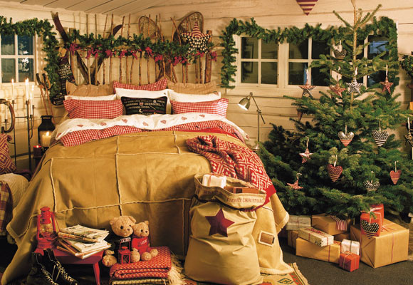 Recibir los regalos de los Reyes Magos 8 Los regalos en el dormitorio