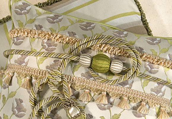 Cojines con pasamanería