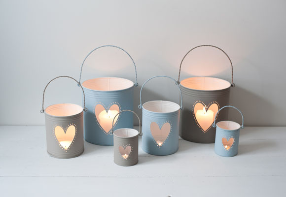 Portavelas con corazones