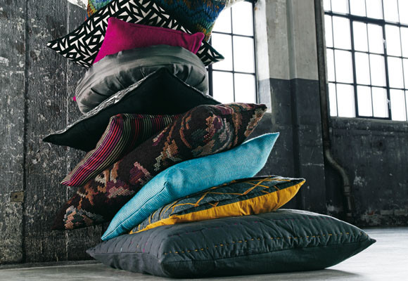 Completa la decoración con accesorios textiles