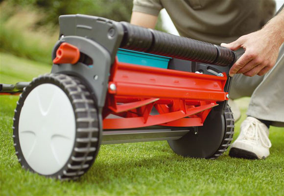 Herramientas para el cuidado del césped