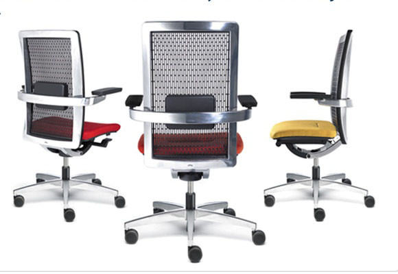 La postura correcta ante el ordenador 8 La postura correcta ante el ordenador