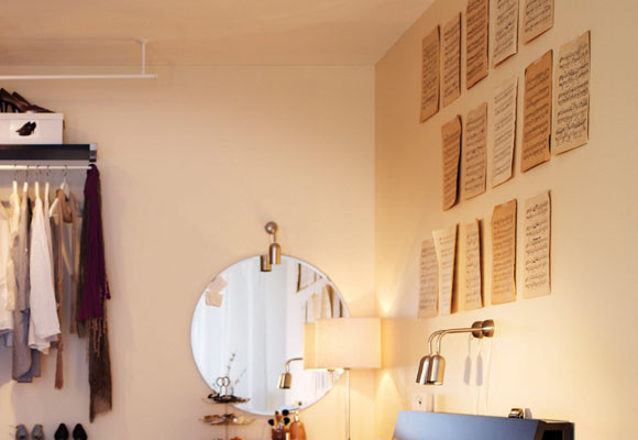 Un dormitorio con pocos recursos