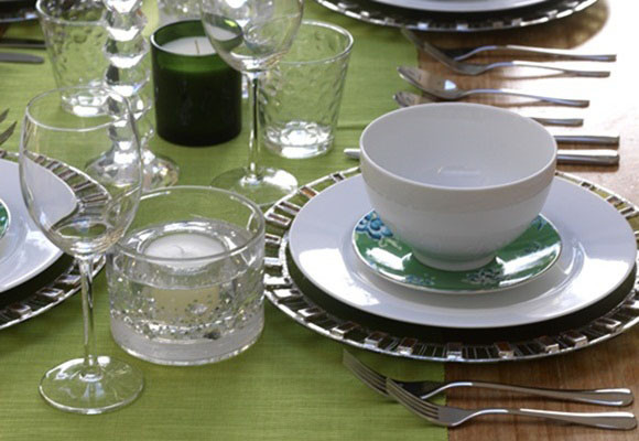 Cómo decorar bajoplatos para vestir la mesa 7 Cómo decorar bajoplatos para vestir la mesa