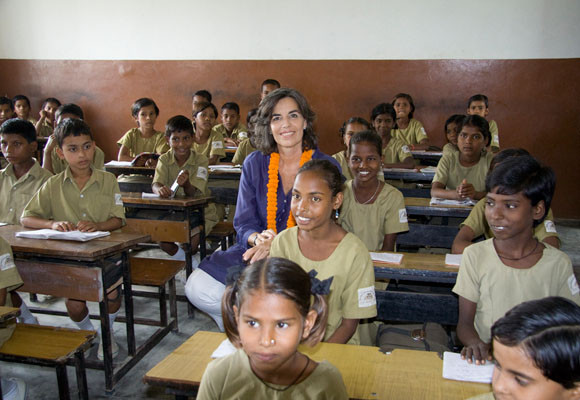 La alfombra Kala financia una escuela en la India 