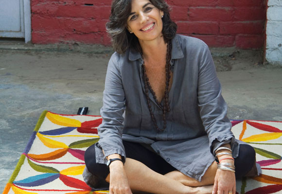 La alfombra Kala financia una escuela en la India 