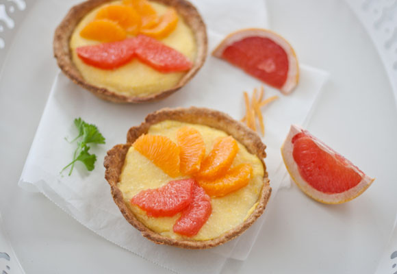 Tartaletas de crema de naranja y crema 