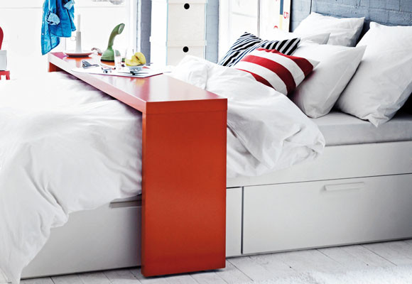 Leer, trabajar y desayunar en la cama 