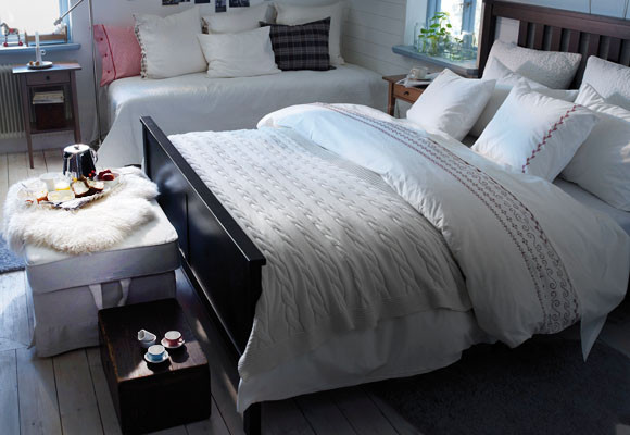 Leer, trabajar y desayunar en la cama 