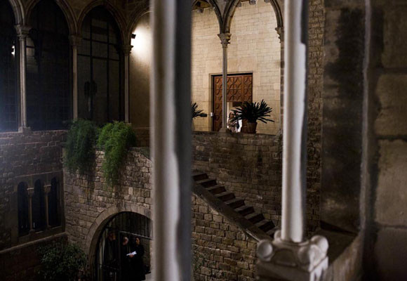 Noches de historia y leyenda en el Palau Requesens 