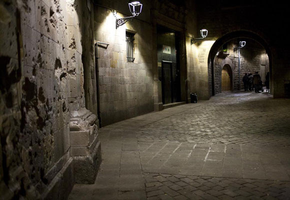 Noches de historia y leyenda en el Palau Requesens 