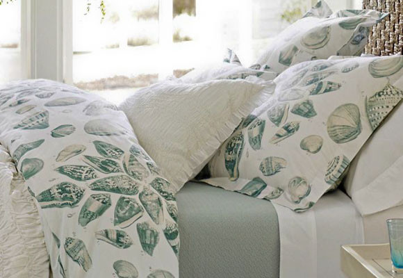 Fusión navy-Mint en el dormitorio 