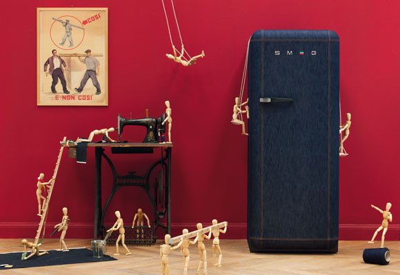 Smeg se apunta al denim