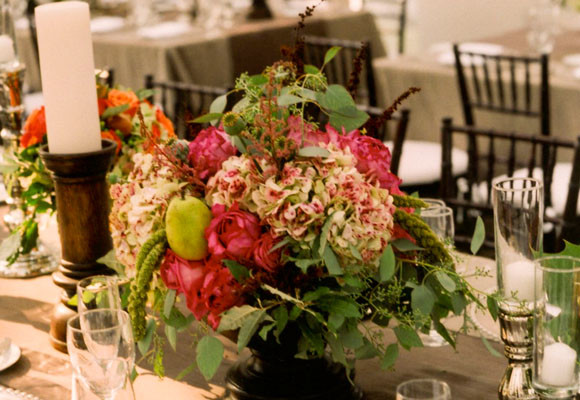 Centros de flores y frutas