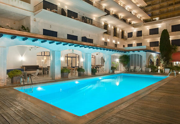 Hotel Trias & Restaurant 16 Hotel Trias & Restaurant