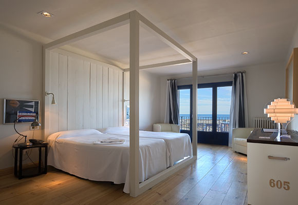 Hotel Trias & Restaurant 11 Hotel Trias & Restaurant