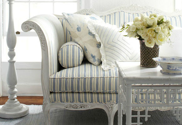 Un salón muy luminoso