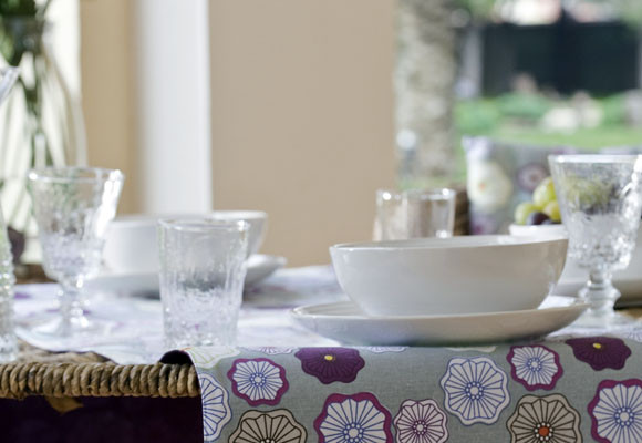 Un comedor de desayunos en el porche 