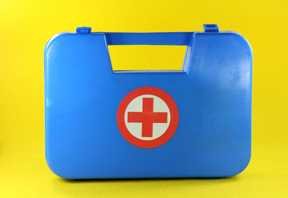 Botiquín de primeros auxilios para el verano