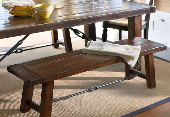 Bancos en lugar de sillas