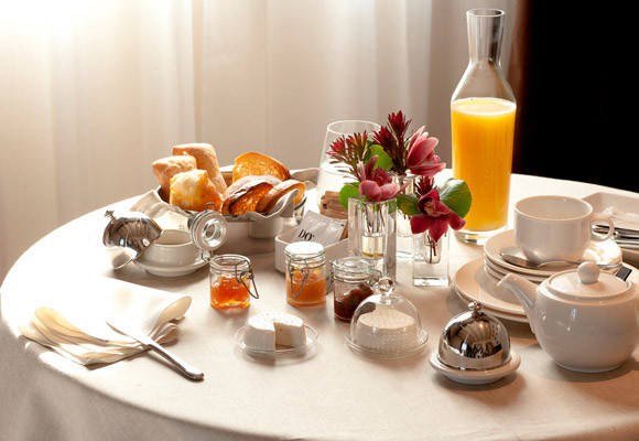 Hotel DO: Plaça Reial 13 Hotel Do - Desayuno