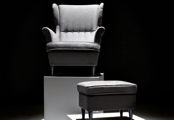 Ikea reedita elsillón Strandmon 