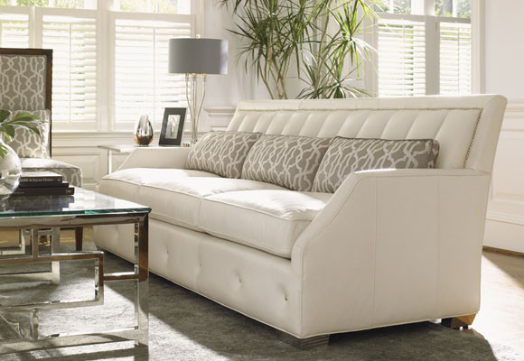 Brillos metálicos en el salón 