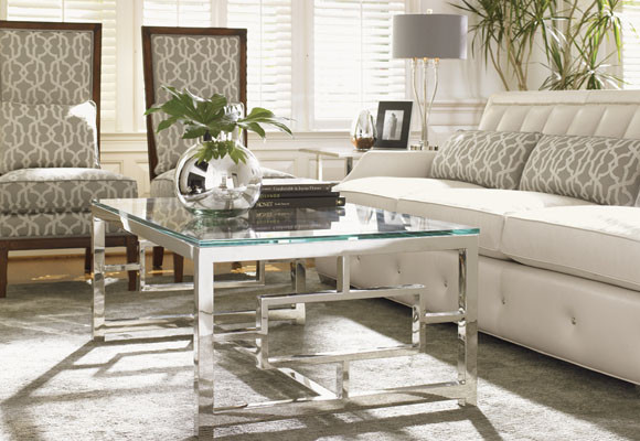 Brillos metálicos en el salón 