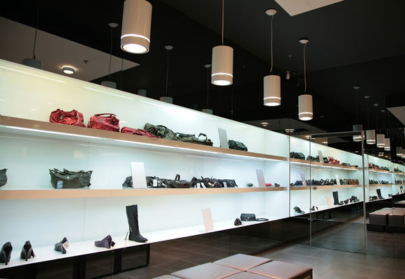 Controla la luz con Simon Scena 