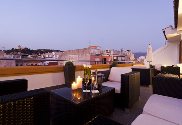 Room Mate Leo 9 Room Mate Leo