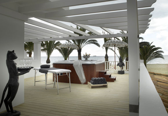 Ushuaïa Ibiza Beach Hotel