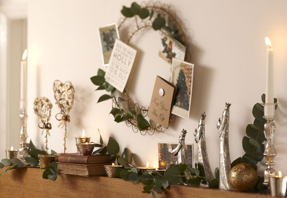 Decora con postales de Navidad 