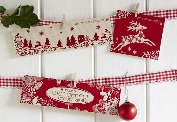 Decora con postales de Navidad 