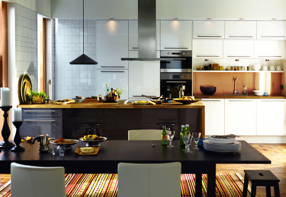 Una mesa grande en la cocina - Soluciones - DecoEstilo.com