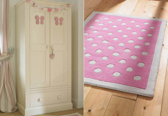 Amor y mariposas en el dormitorio