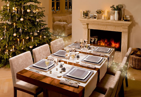 Coordina el árbol de Navidad con la mesa