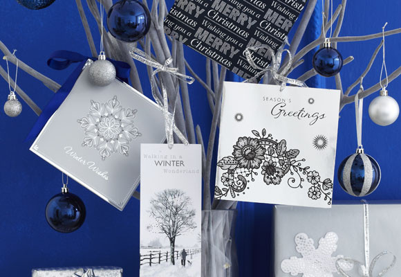 Decora con postales de Navidad